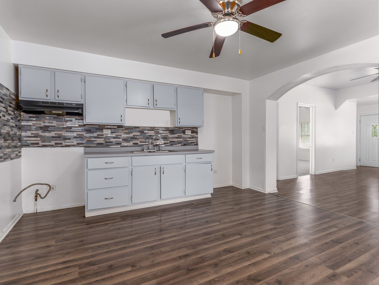 1025 Woodruff Road, Joliet, IL 60432