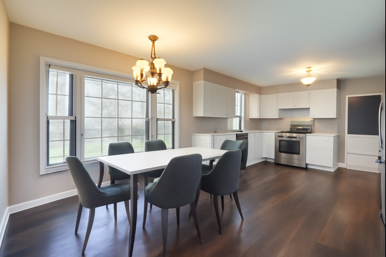 907 Secretariat Drive, Naperville, IL 60540