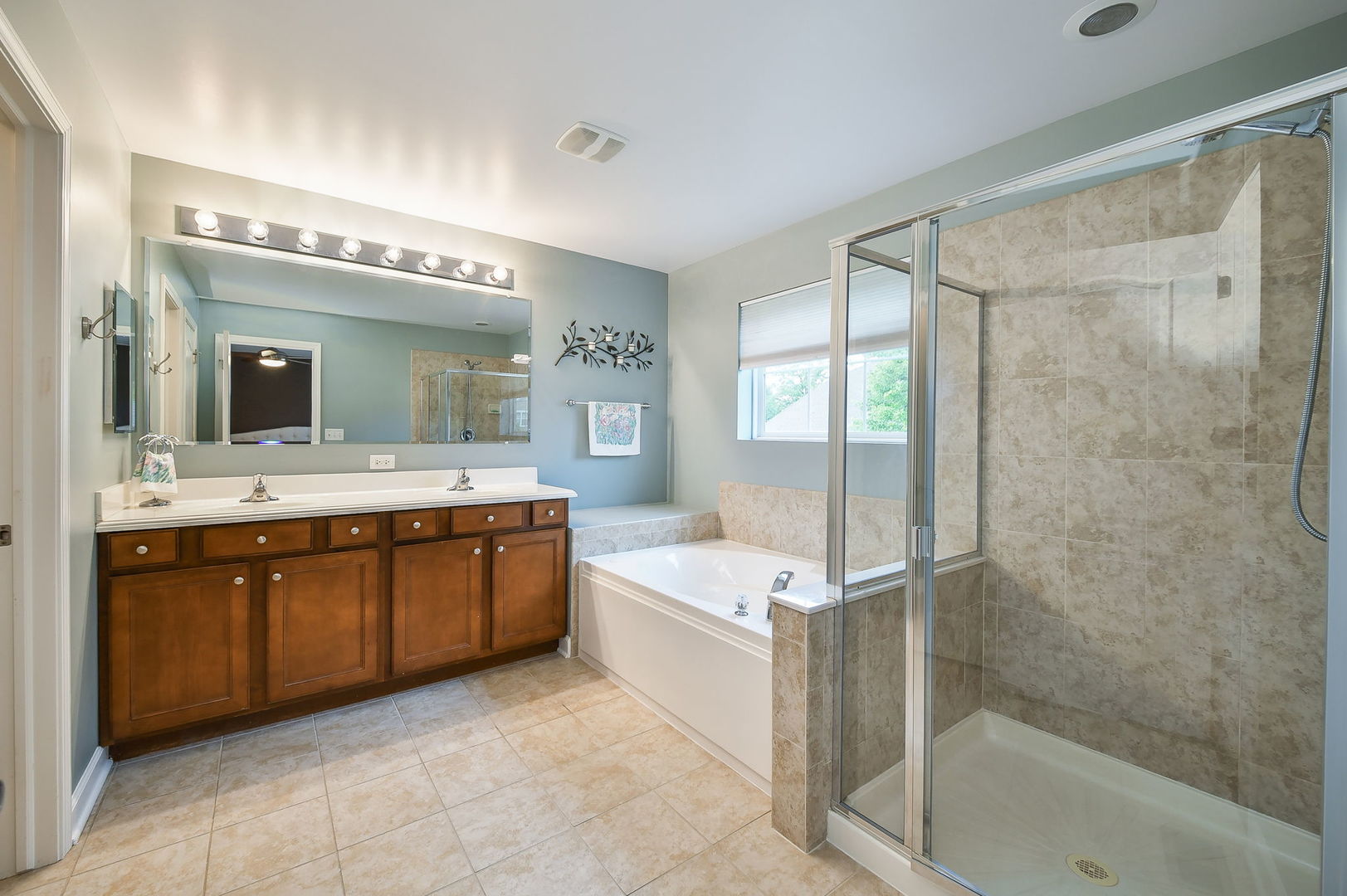 426 Victoria Lane #426, Elgin, IL 60124