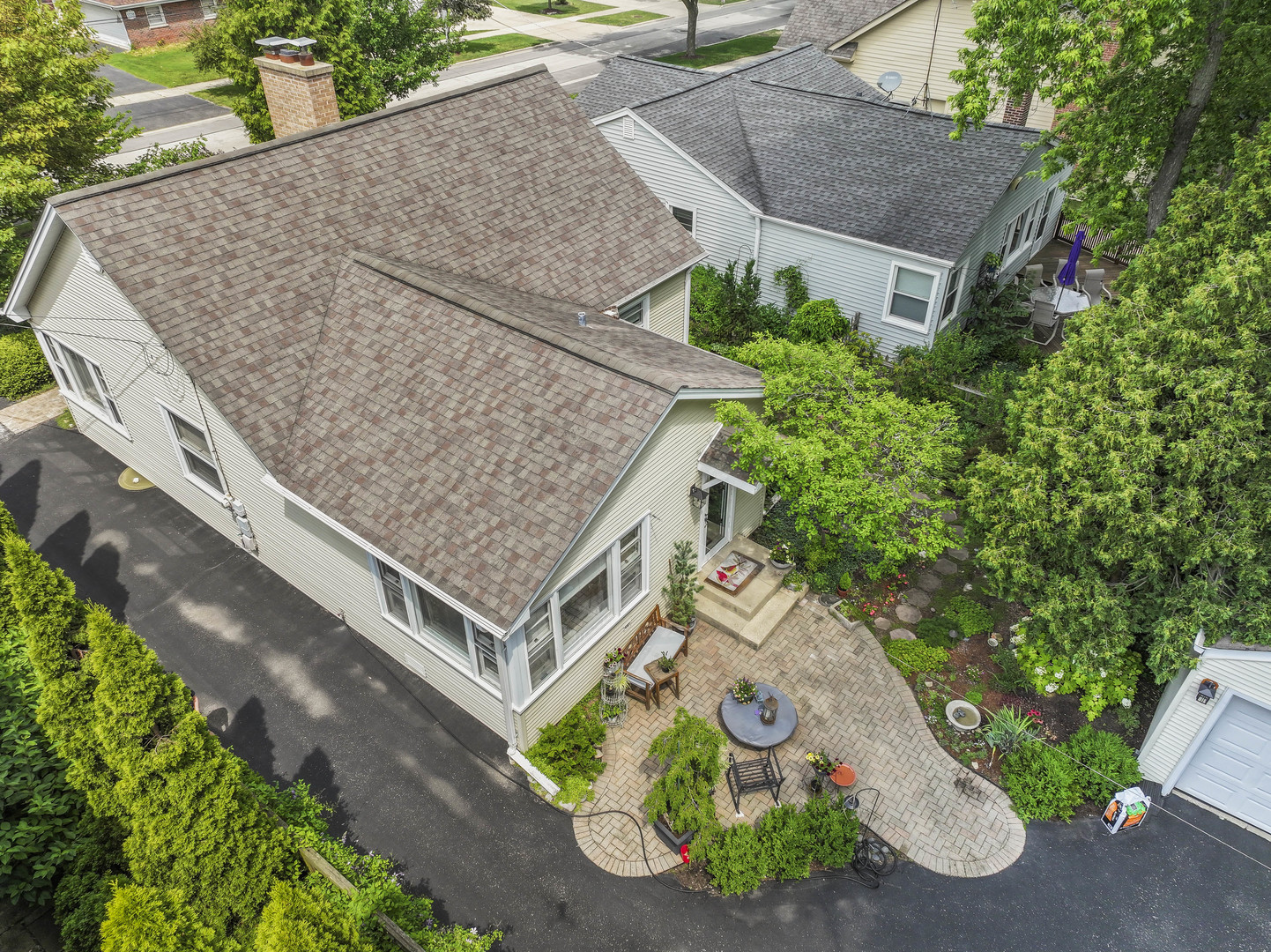 1339 N Dunton Avenue, Arlington Heights, IL 60004