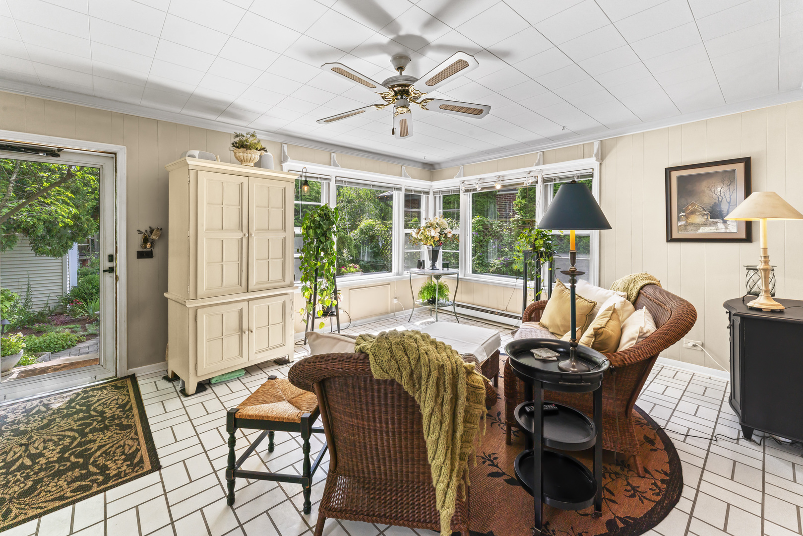 1339 N Dunton Avenue, Arlington Heights, IL 60004