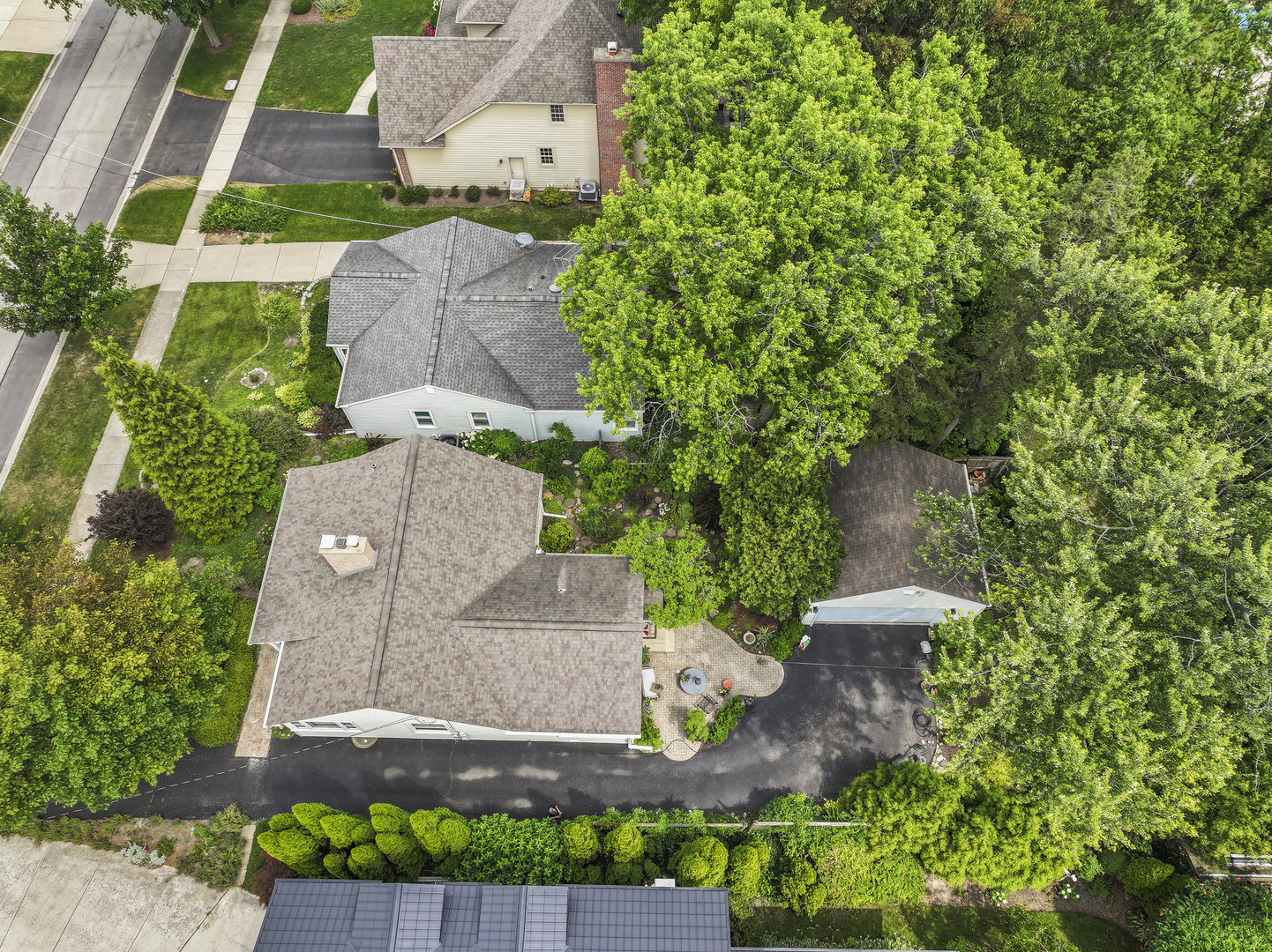 1339 N Dunton Avenue, Arlington Heights, IL 60004