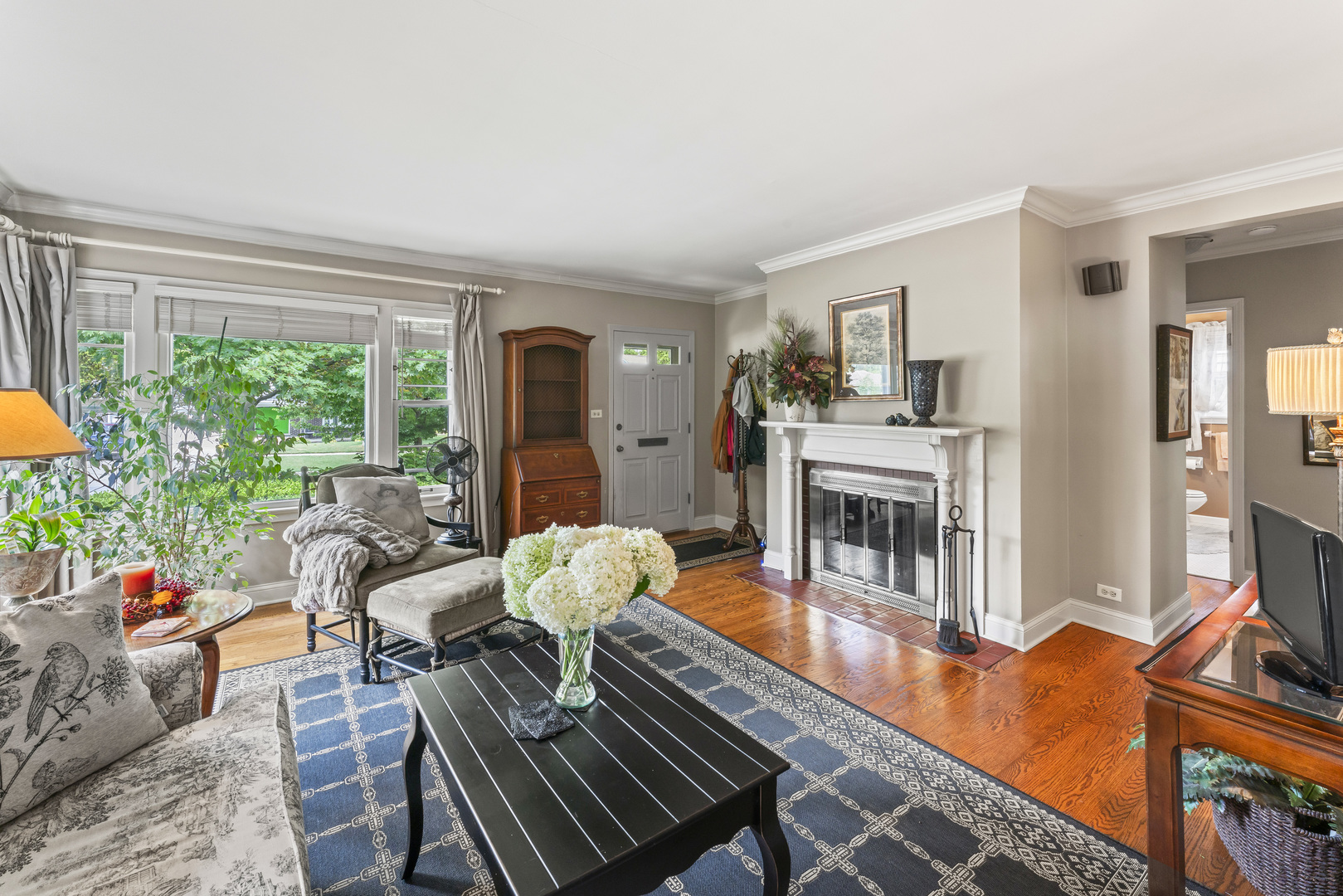 1339 N Dunton Avenue, Arlington Heights, IL 60004