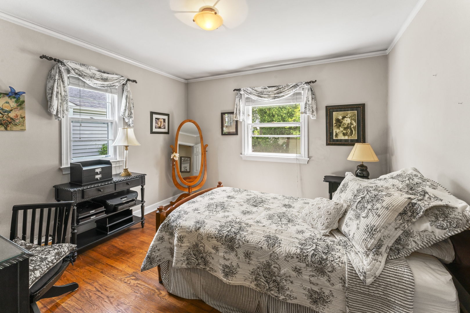 1339 N Dunton Avenue, Arlington Heights, IL 60004