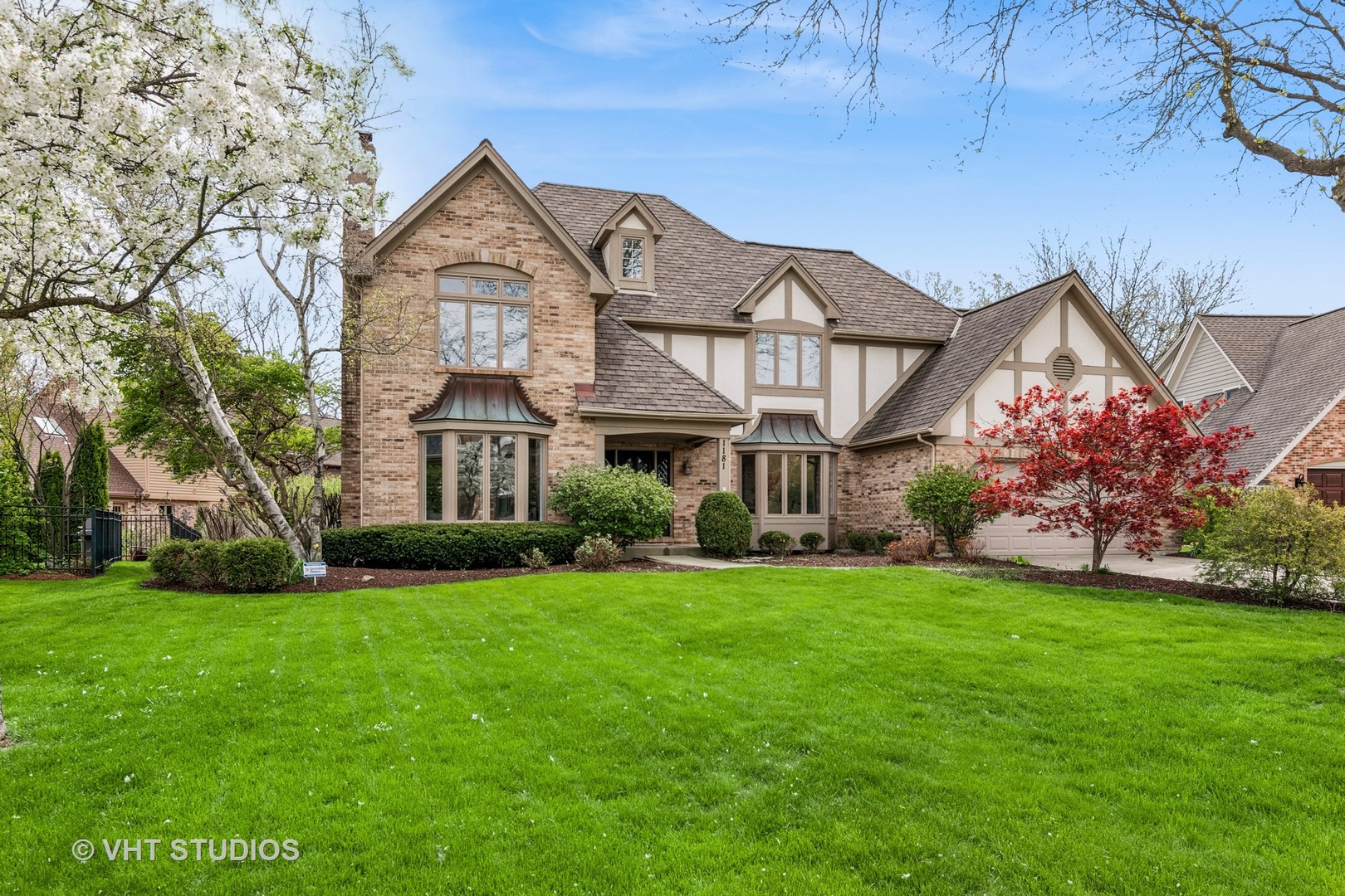 1181 Midwest Lane, Wheaton, IL 60189