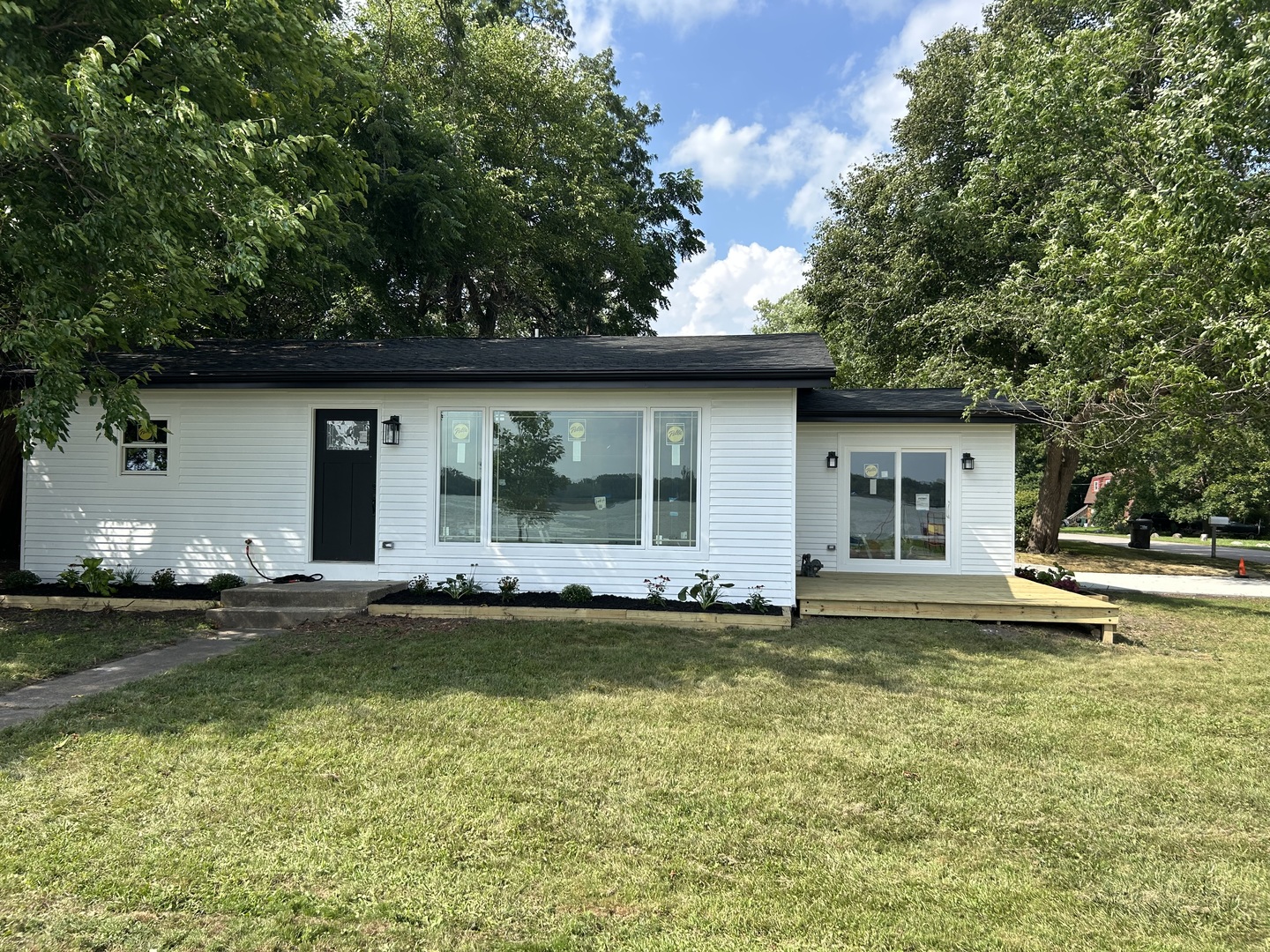 Island Lake,  IL 60042