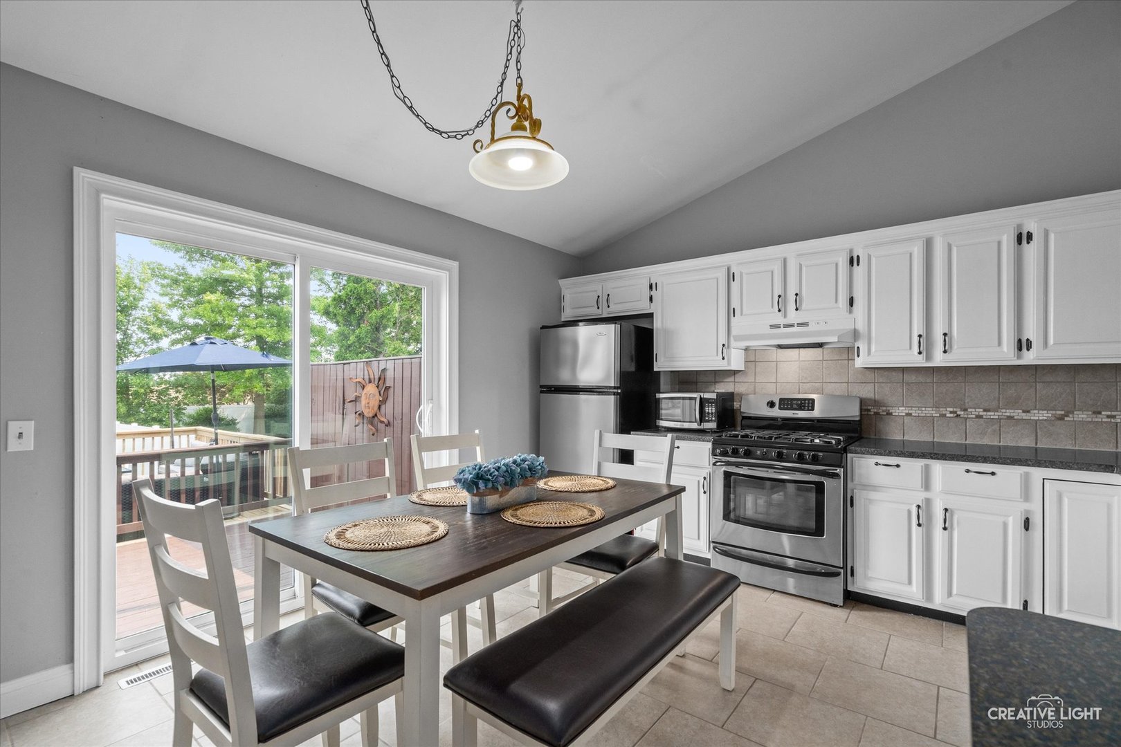 303 Meadows Drive, Sugar Grove, IL 60554