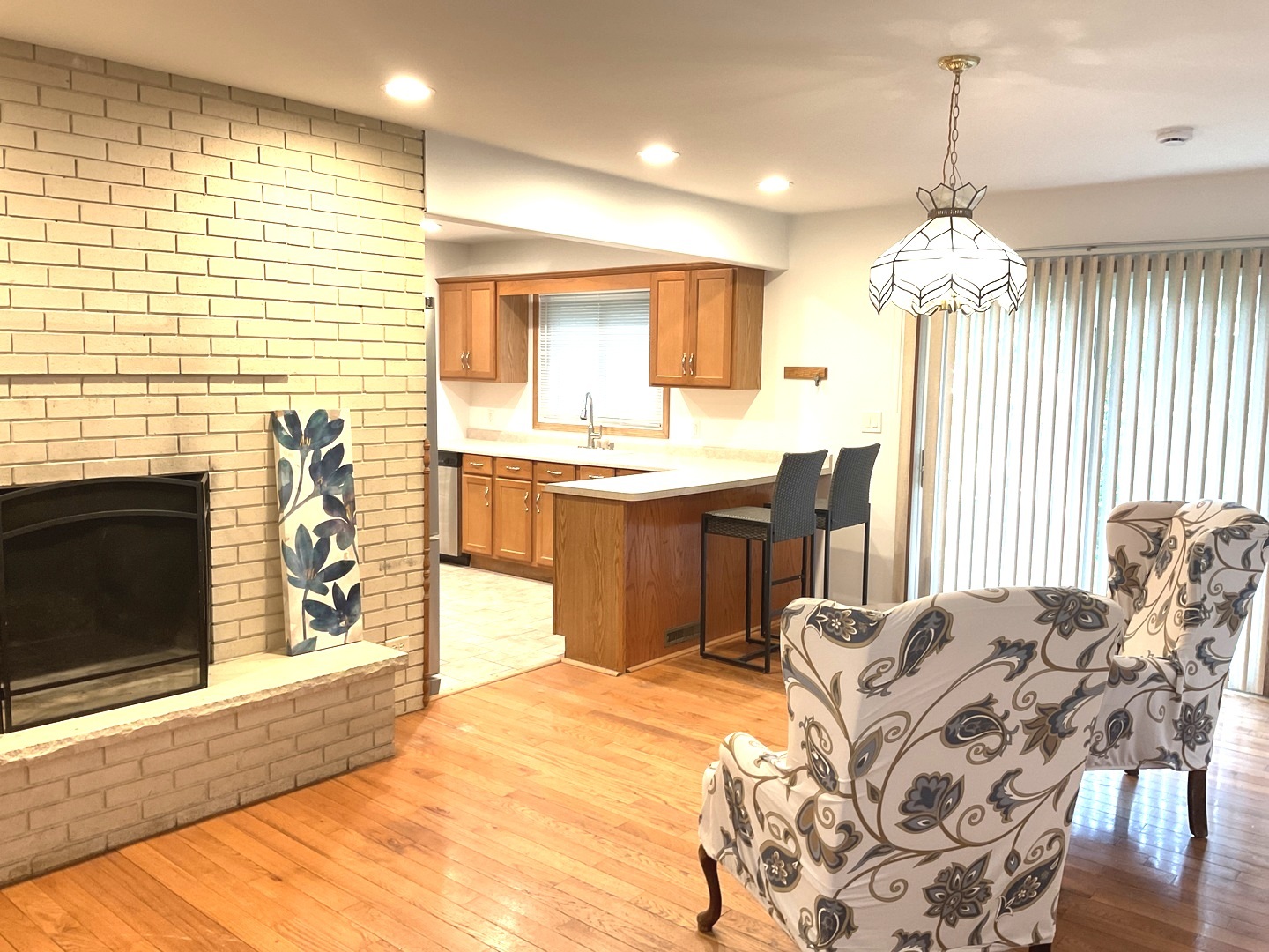 813 Junie Court, Joliet, IL 60435