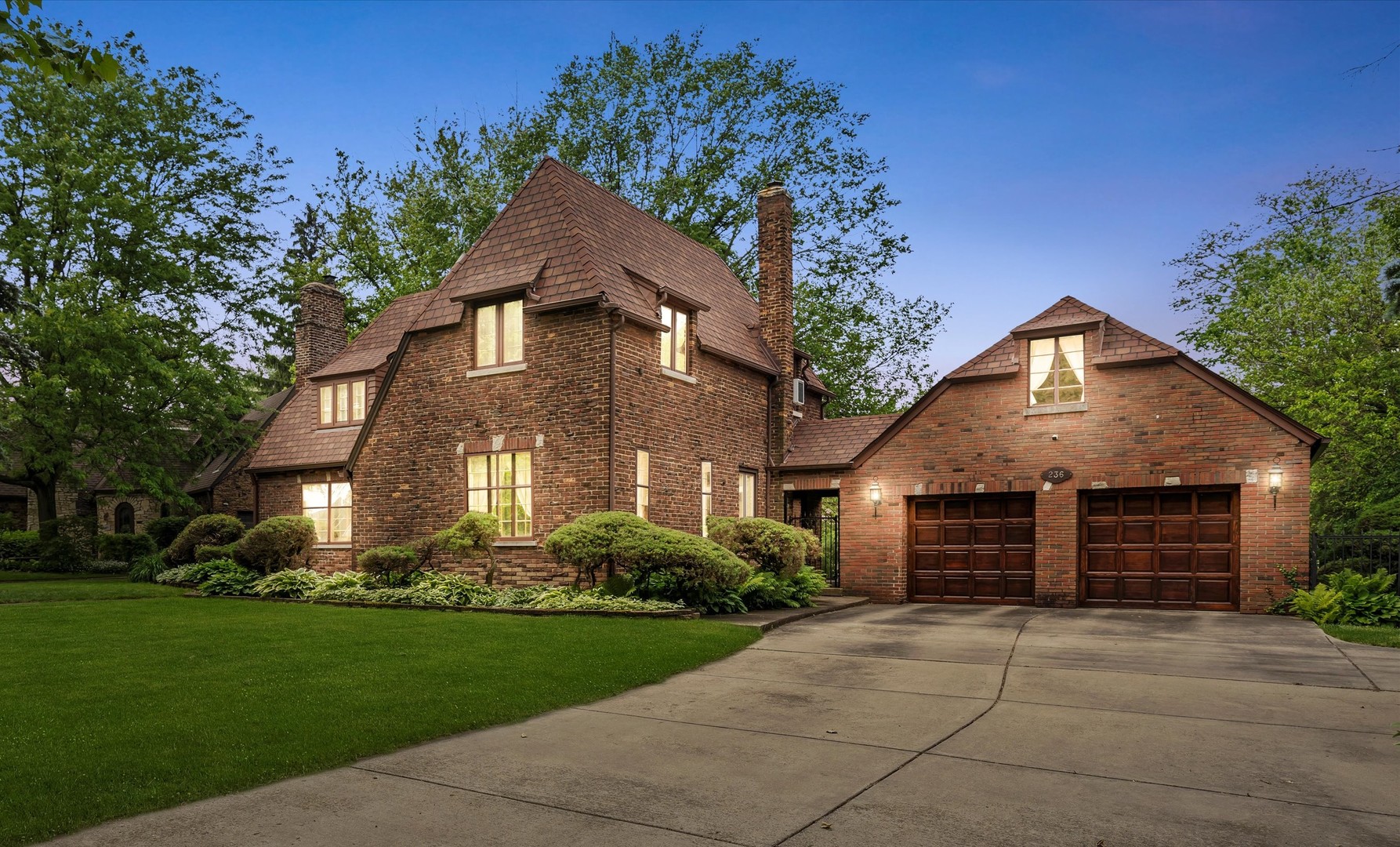 236 Country Club Road, Chicago Heights, IL 60411