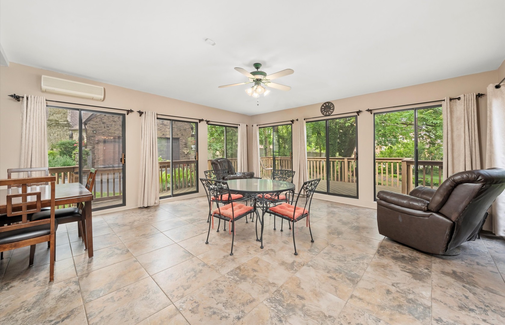 236 Country Club Road, Chicago Heights, IL 60411