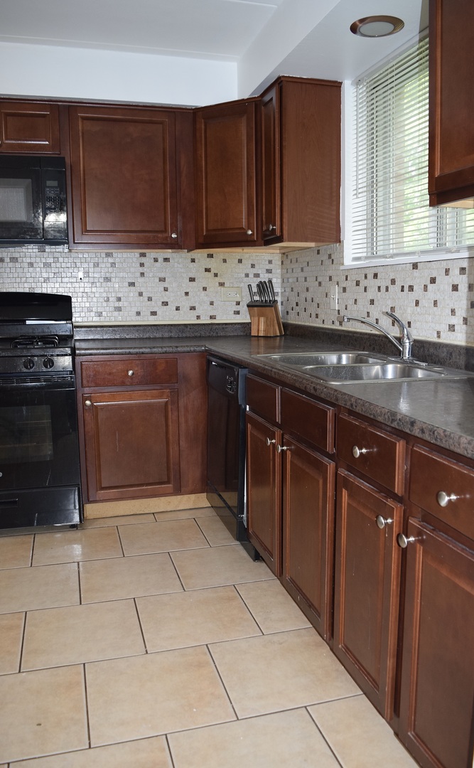 10241 Central Avenue #1B, Oak Lawn, IL 60453