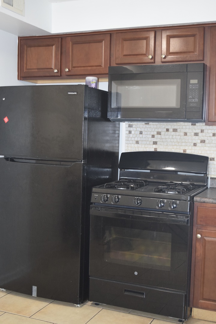 10241 Central Avenue #1B, Oak Lawn, IL 60453