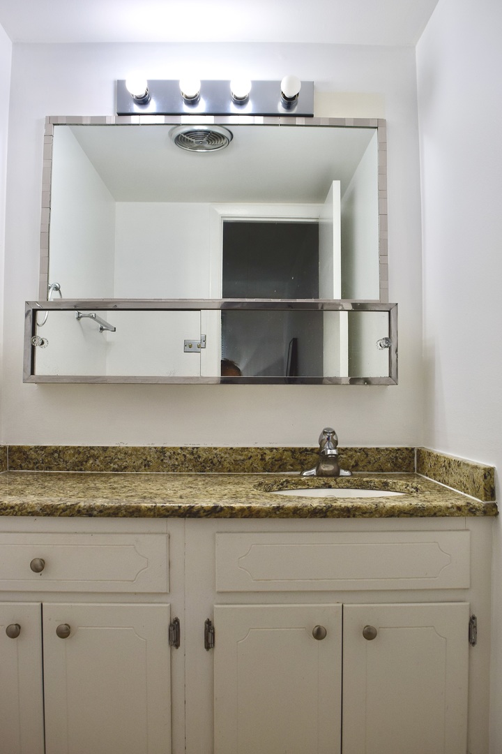 10241 Central Avenue #1B, Oak Lawn, IL 60453