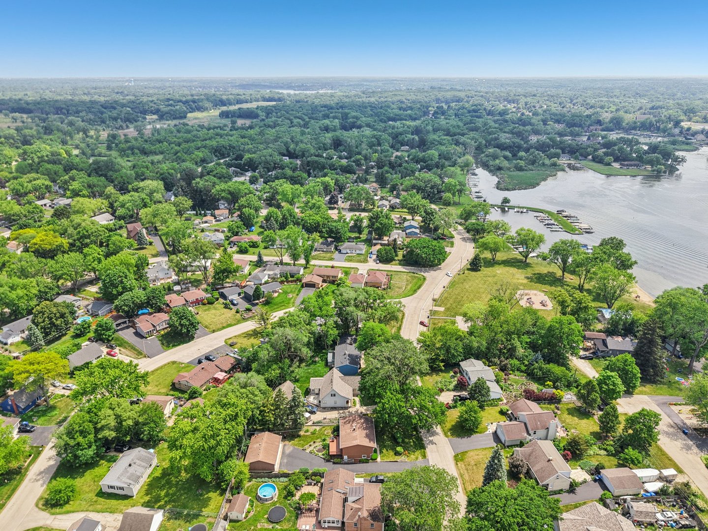 37193 N Lake Shore Drive, Lake Villa, IL 60046