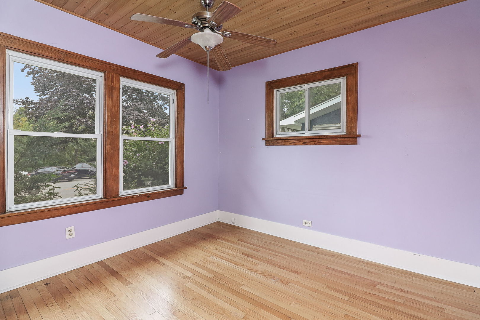 100 W Burlington Avenue, Westmont, IL 60559