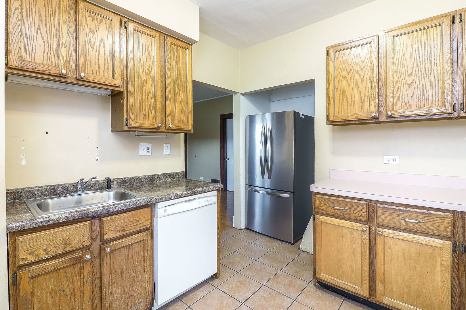 100 W Burlington Avenue, Westmont, IL 60559