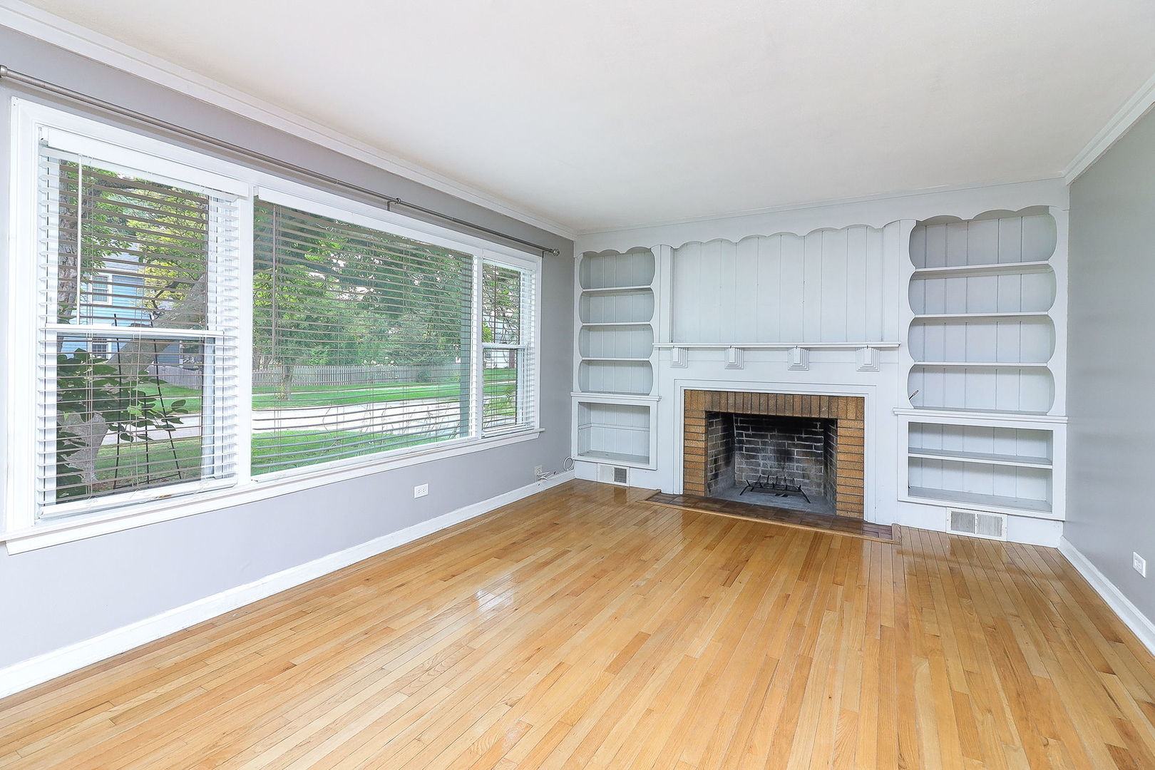 525 S Chase Street, Wheaton, IL 60187