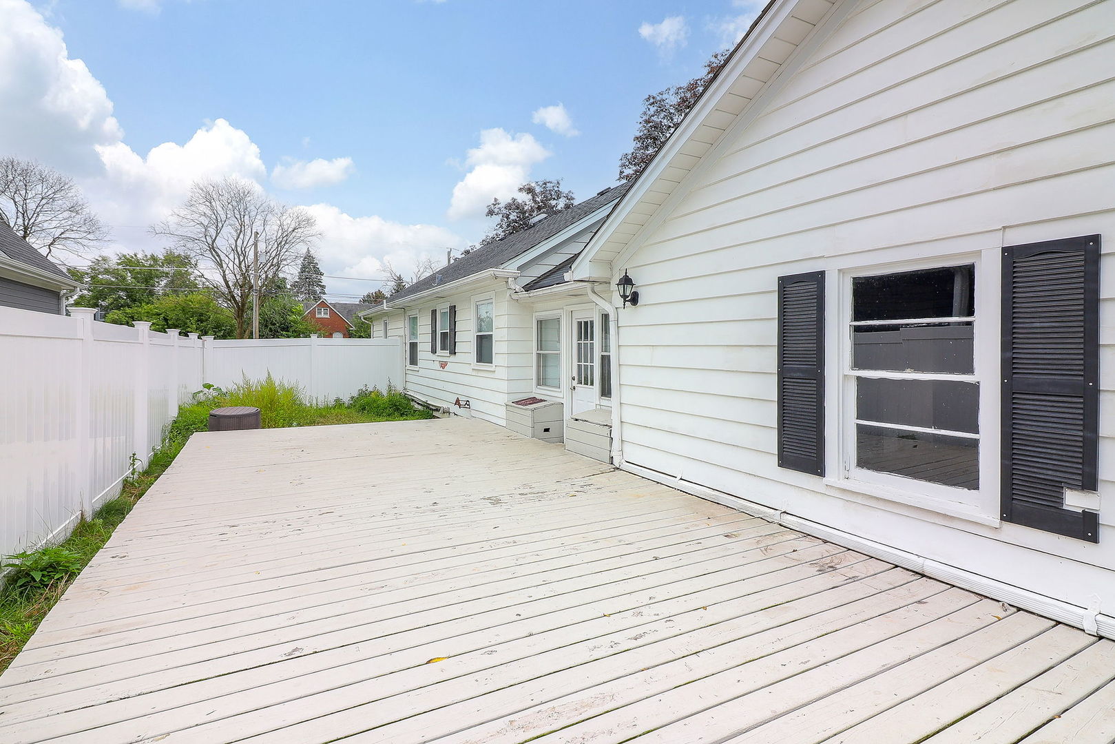 525 S Chase Street, Wheaton, IL 60187