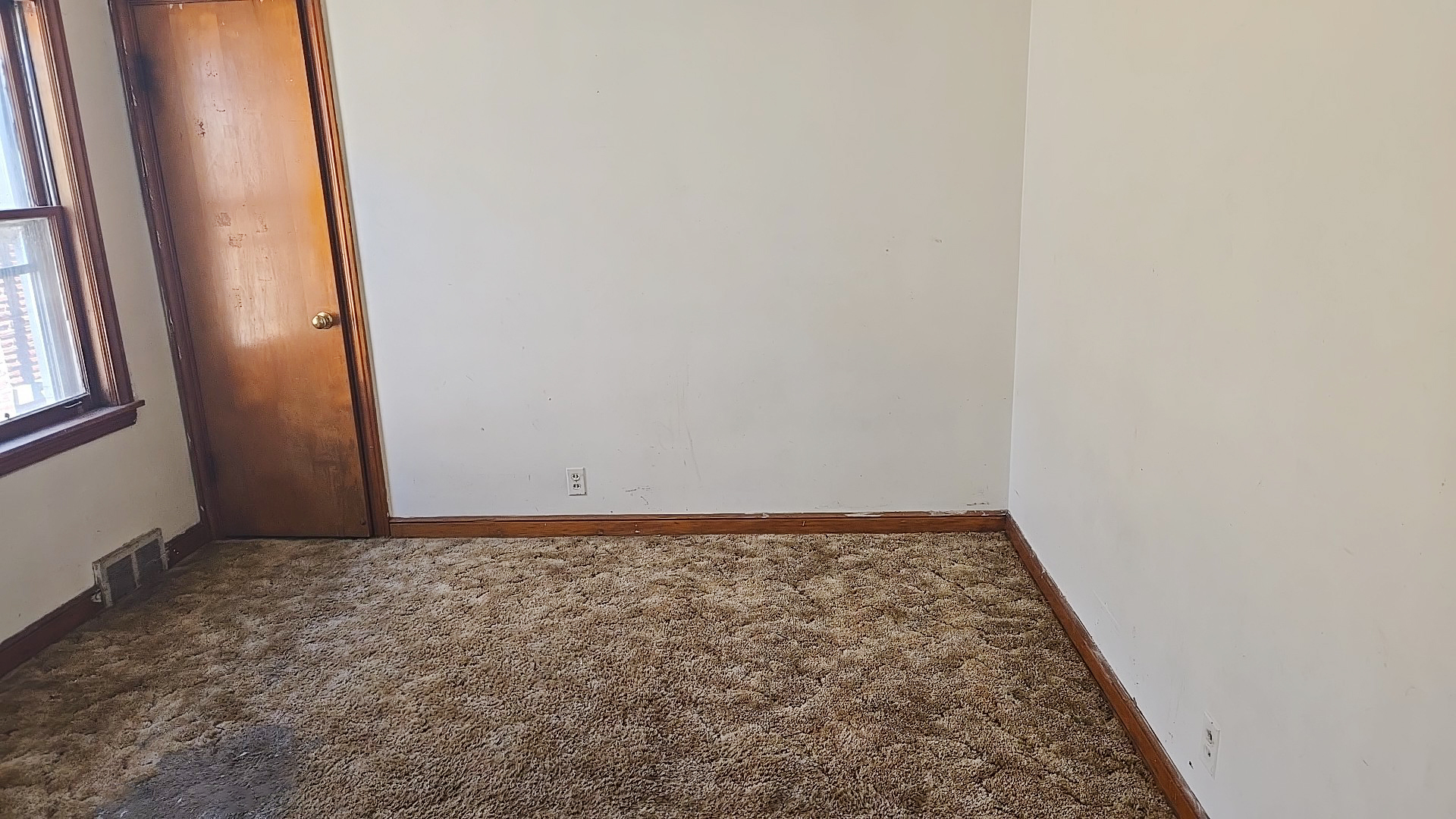 9028 S Ridgeland Avenue, Chicago, IL 60617