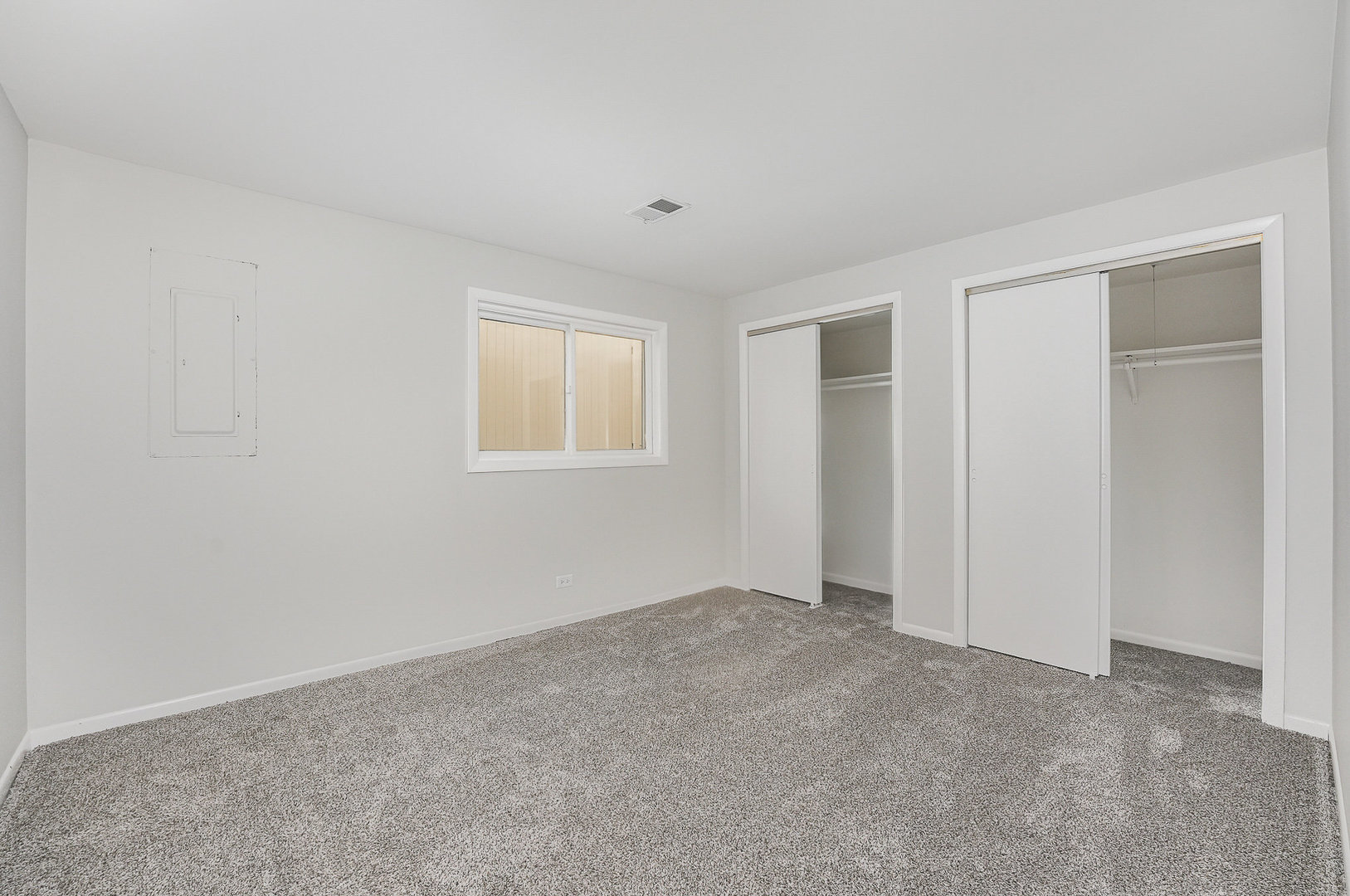 1941 E 173rd Place, South Holland, IL 60473