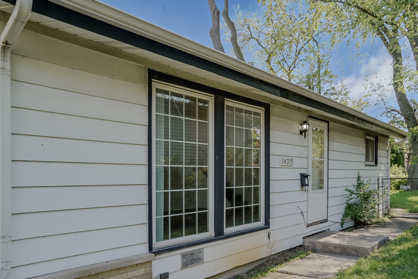 14713 Dante Avenue, Dolton, IL 60419