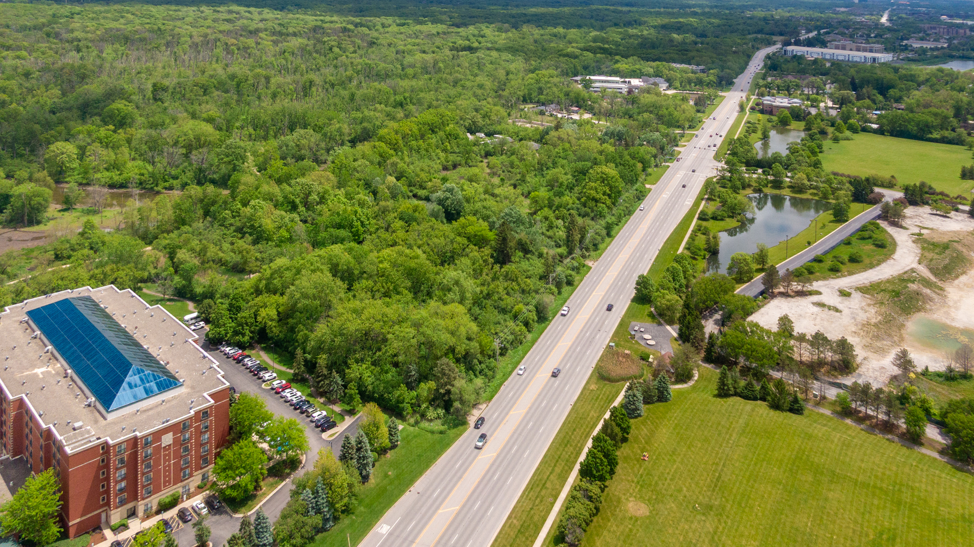 25043 N Il Route 21, Vernon Hills, IL 60061