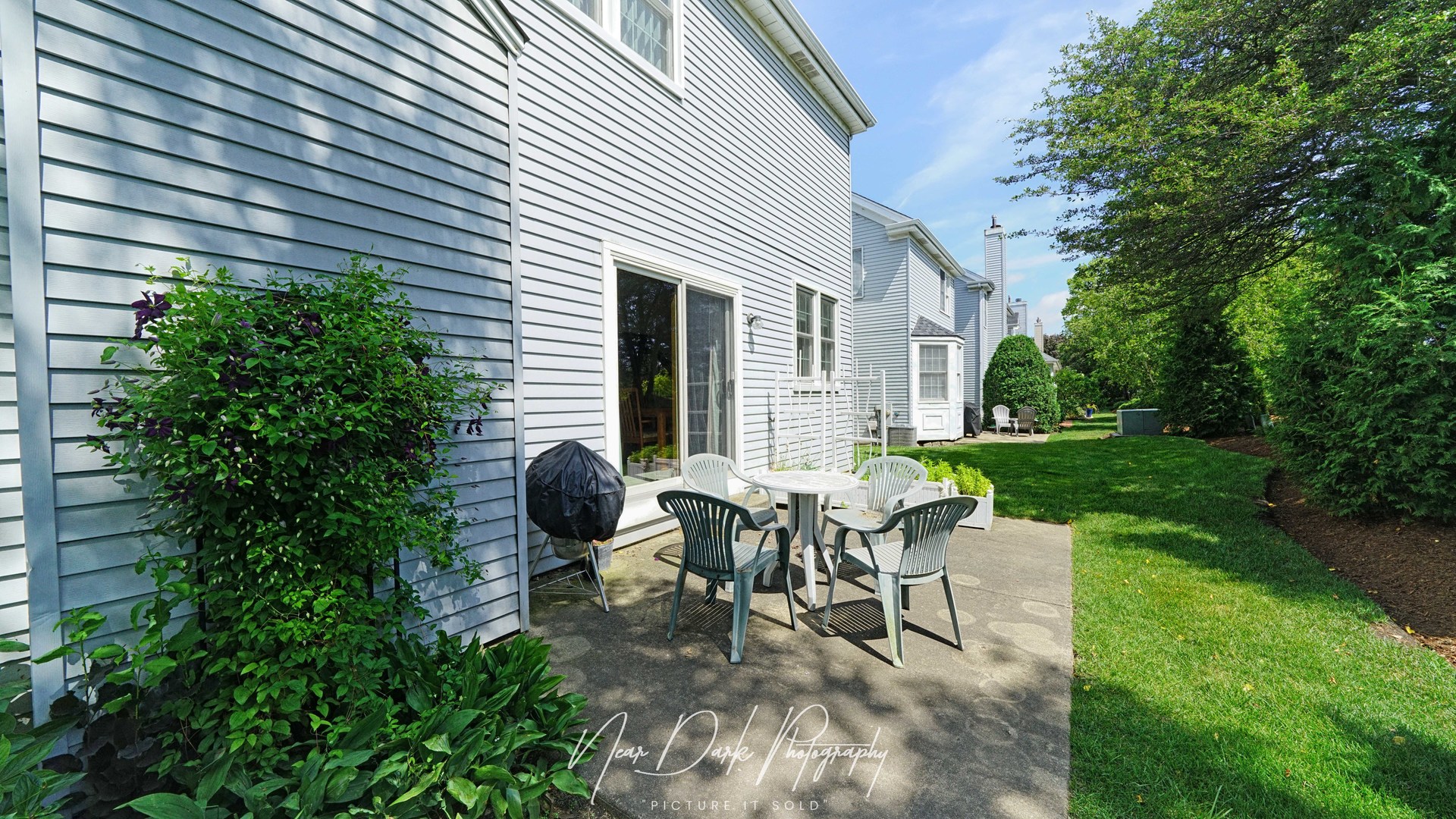 702 Derby Course, St. Charles, IL 60174