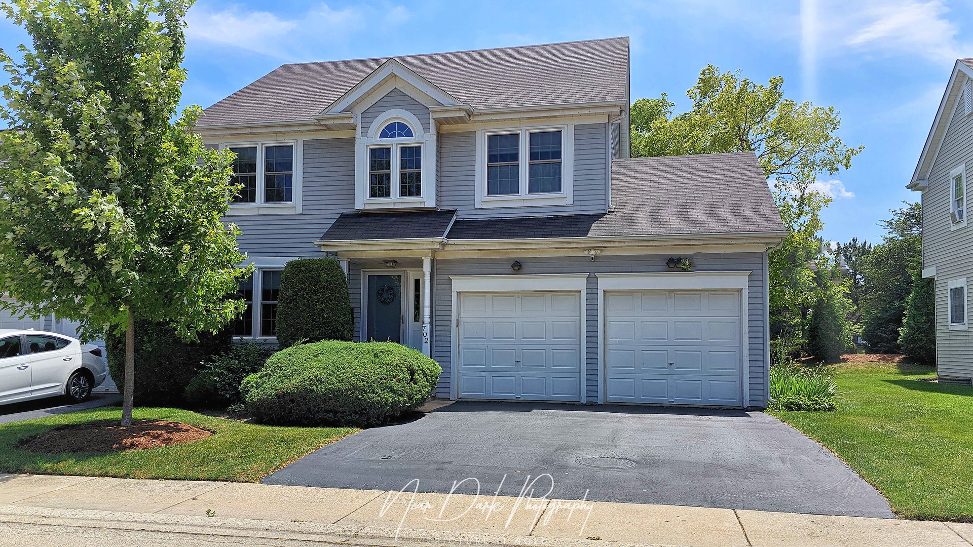 702 Derby Course, St. Charles, IL 60174