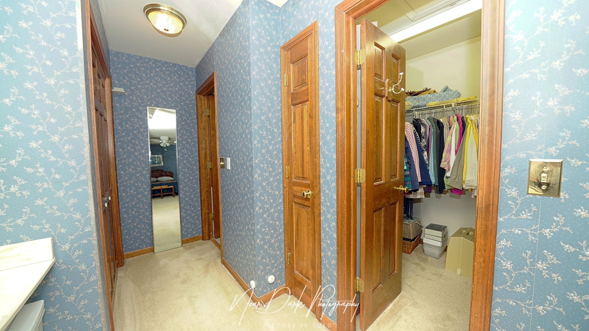 702 Derby Course, St. Charles, IL 60174