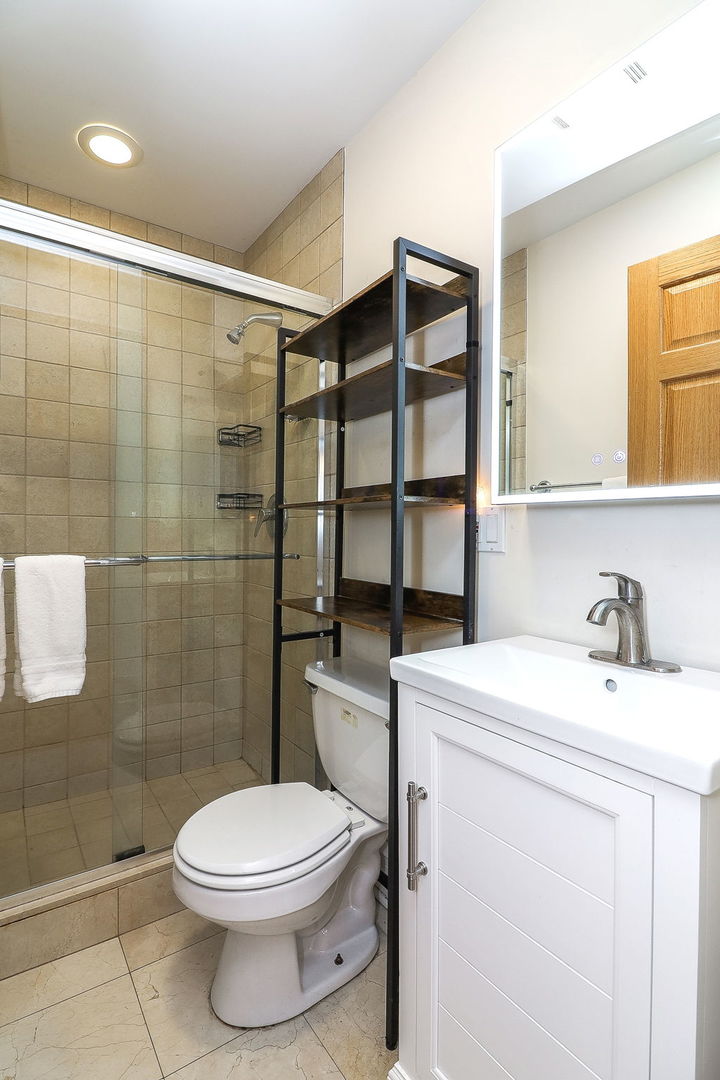224 Marion Court, Oak Park, IL 60302