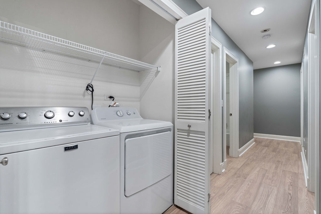 1654 W Augusta Boulevard #1E, Chicago, IL 60622