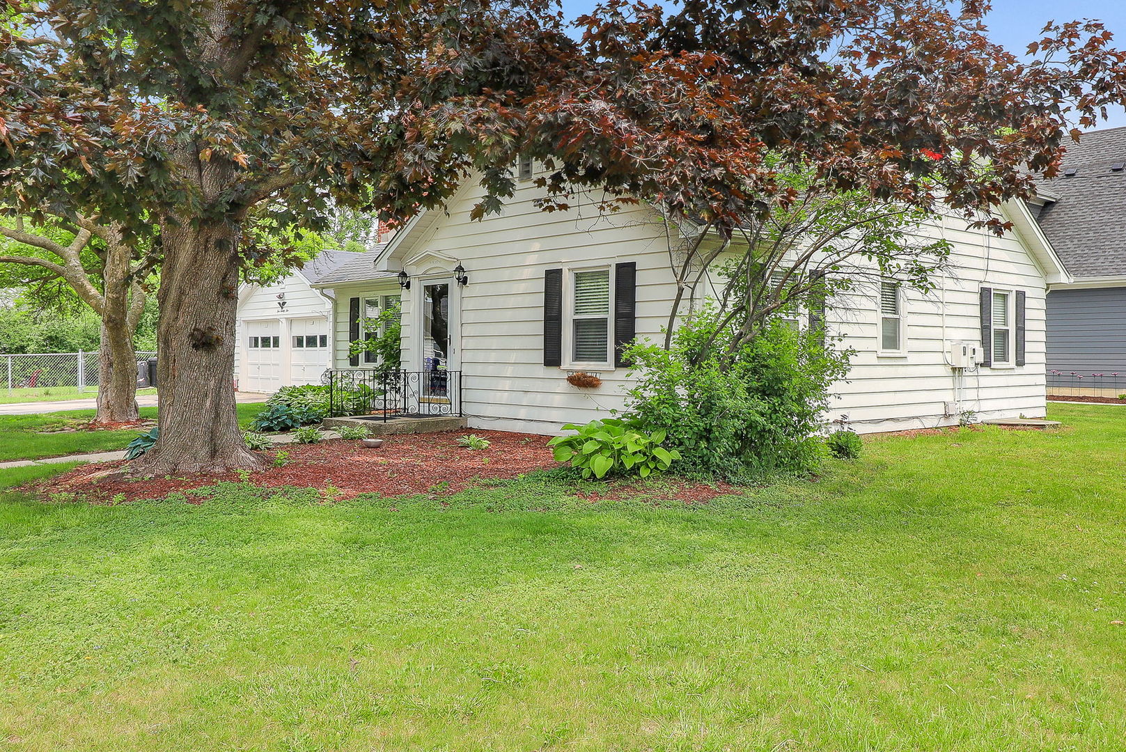 525 S Chase Street, Wheaton, IL 60187