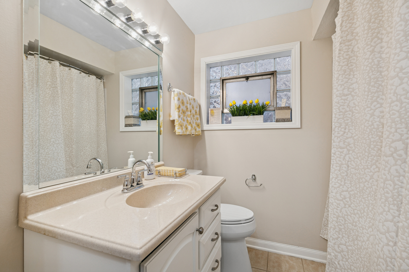 9921 S Morgan Street, Chicago, IL 60643