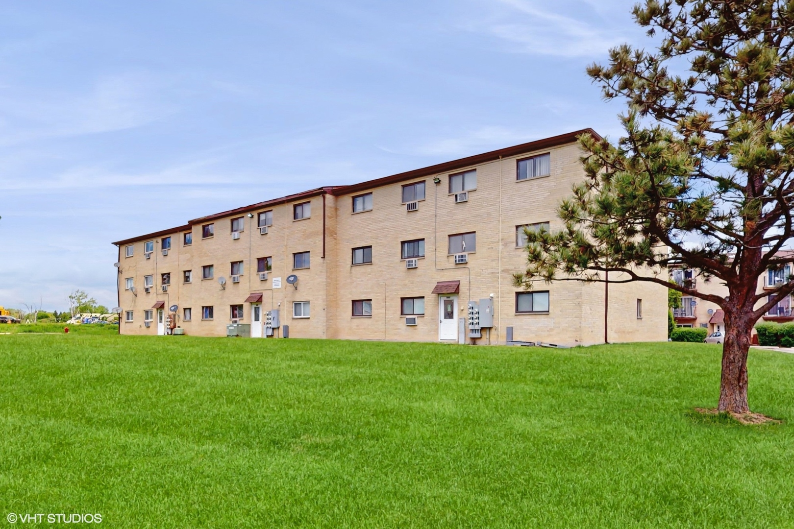 4220 Bonhill Drive #3E, Arlington Heights, IL 60004