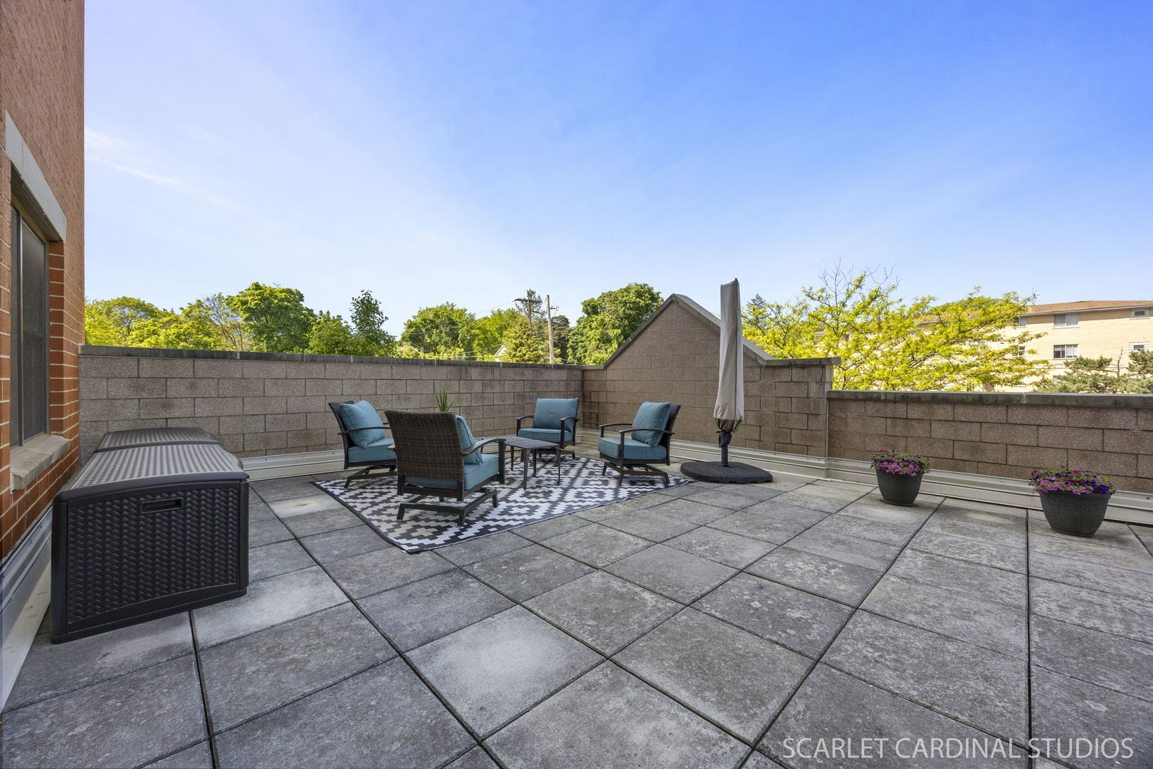 14 S Prospect Street #211, Roselle, IL 60172