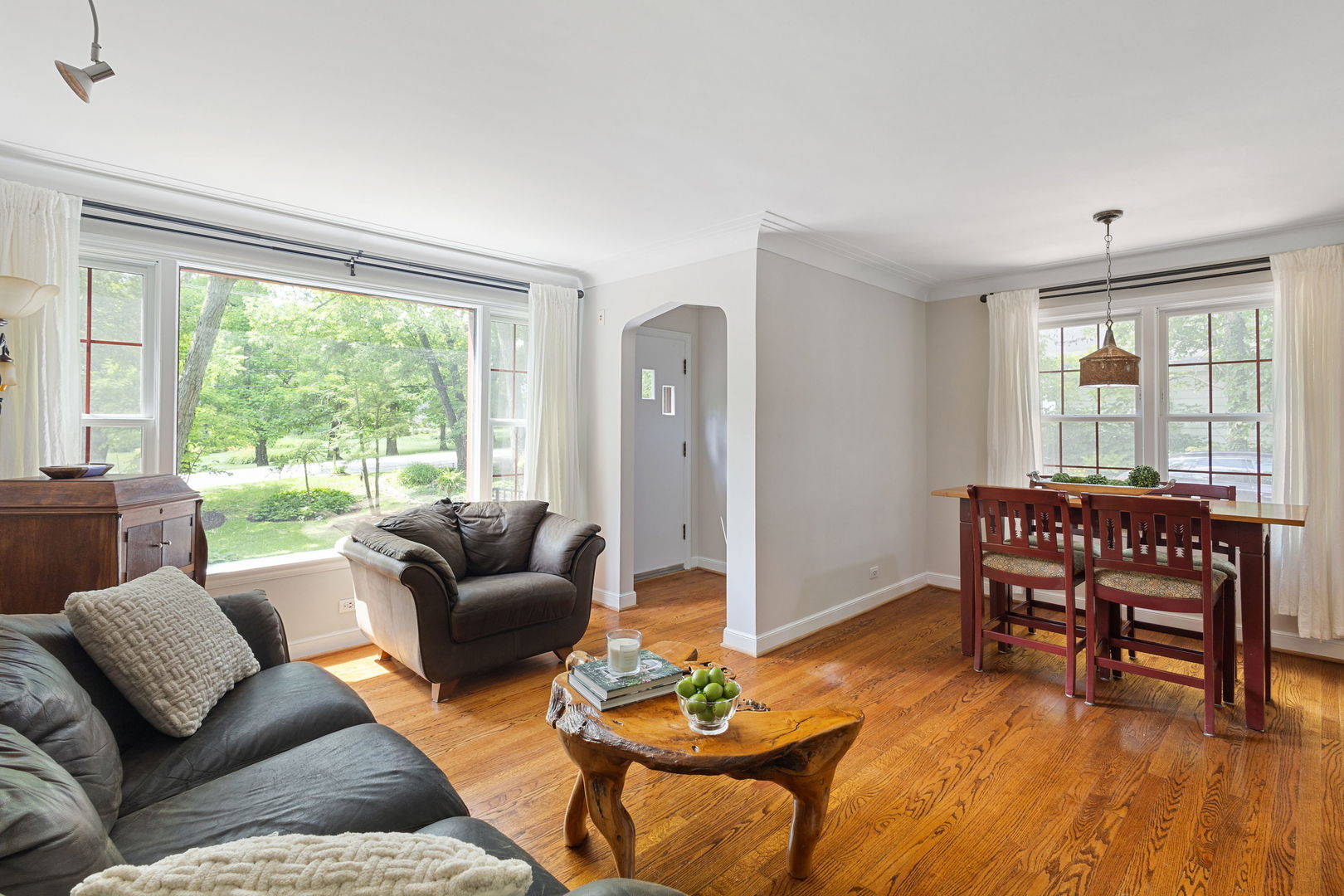 9014 W 123rd Street, Palos Park, IL 60464