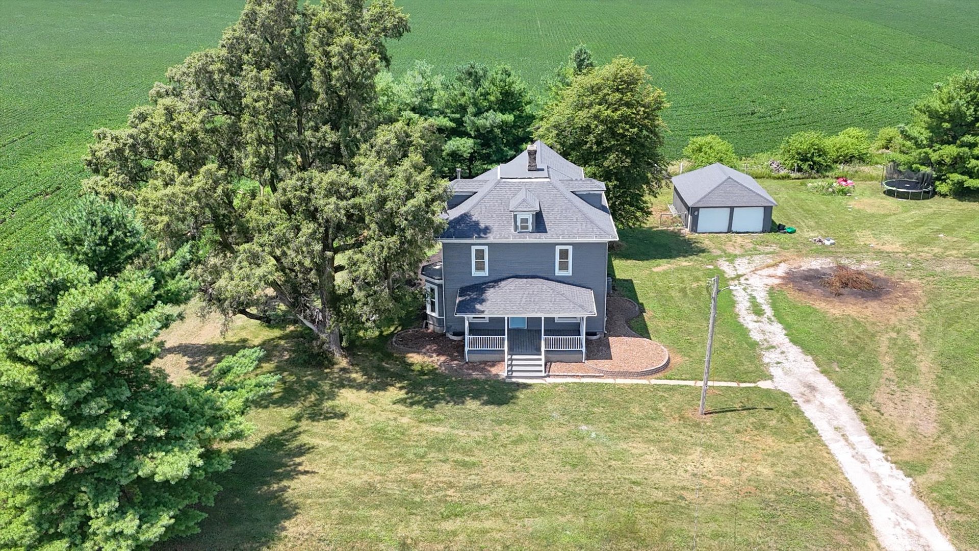 10714 N 3300 East Road, Arrowsmith, IL 61722