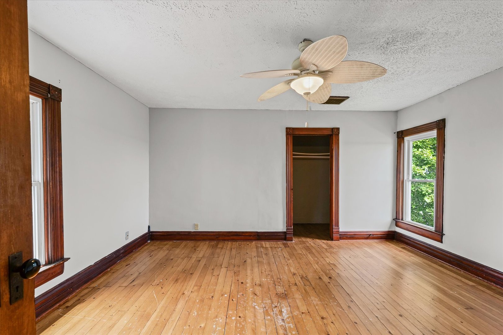 10714 N 3300 East Road, Arrowsmith, IL 61722