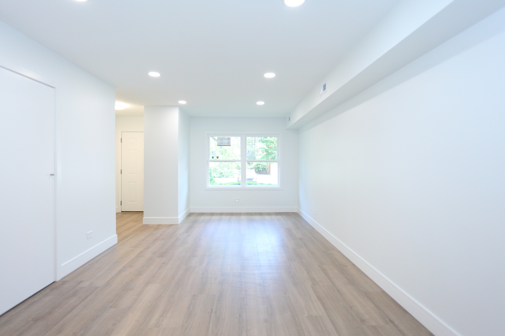151 E Palatine Road #10, Palatine, IL 60067