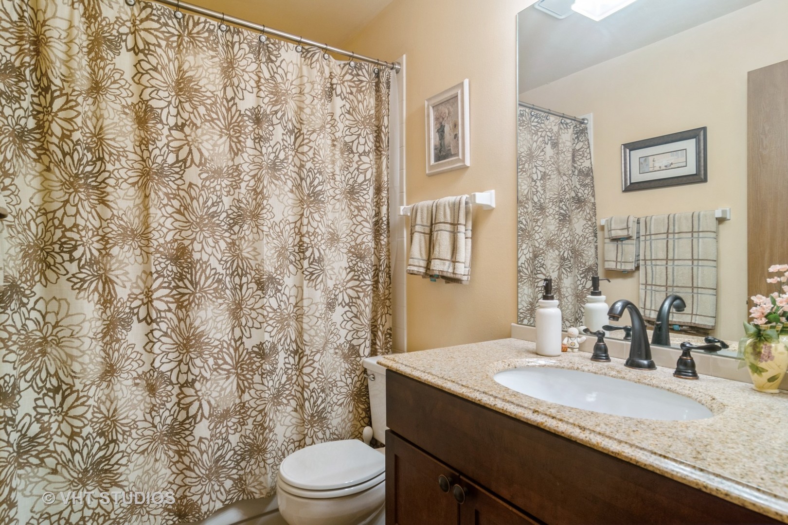 2133 Coldspring Road, Arlington Heights, IL 60004