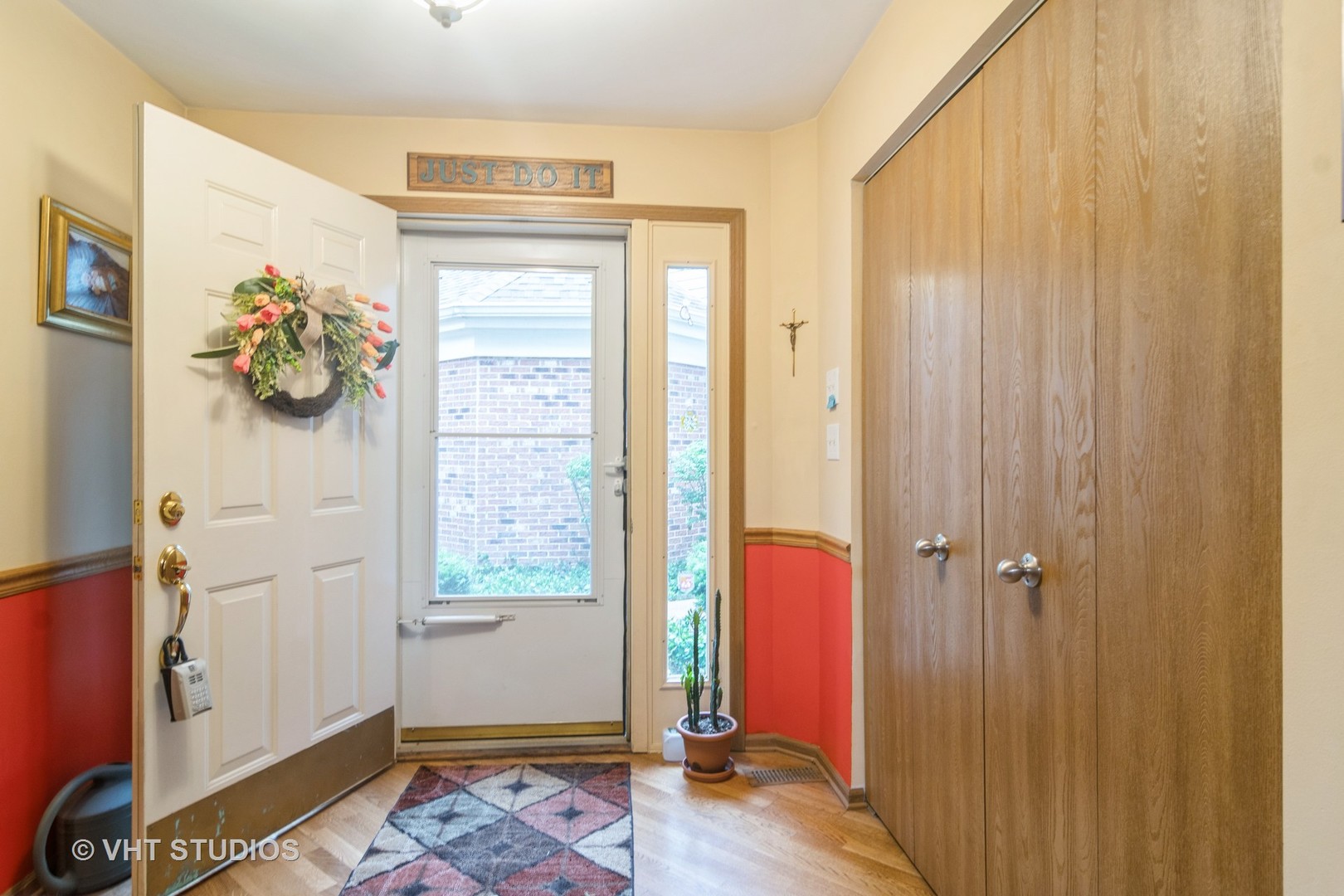 2133 Coldspring Road, Arlington Heights, IL 60004