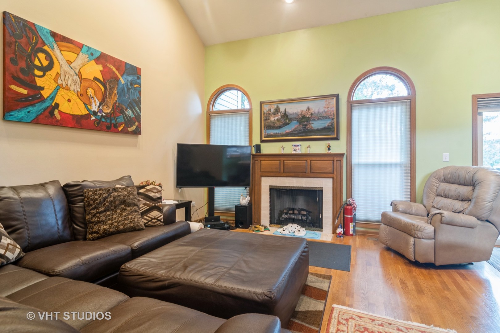 2133 Coldspring Road, Arlington Heights, IL 60004