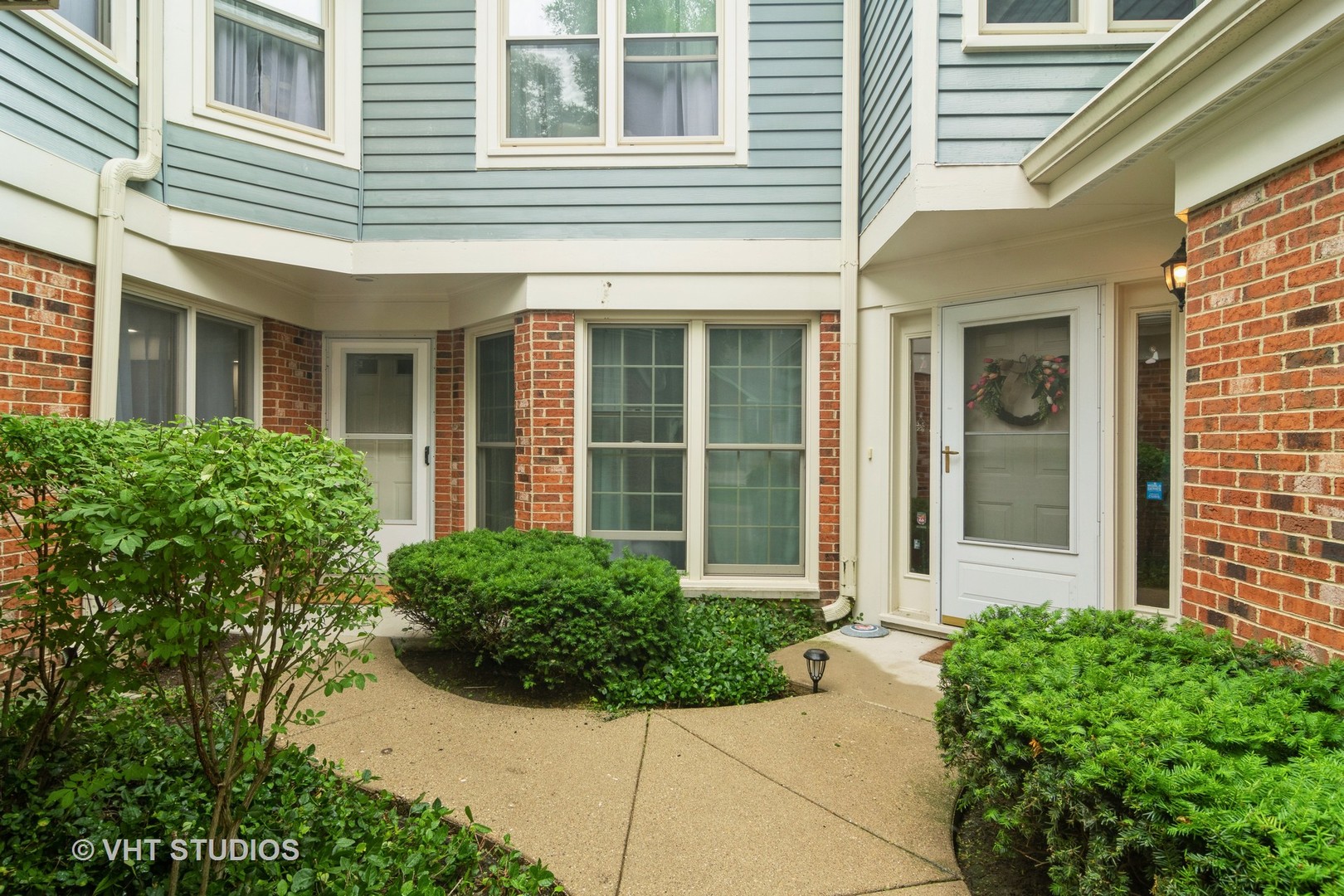 2133 Coldspring Road, Arlington Heights, IL 60004