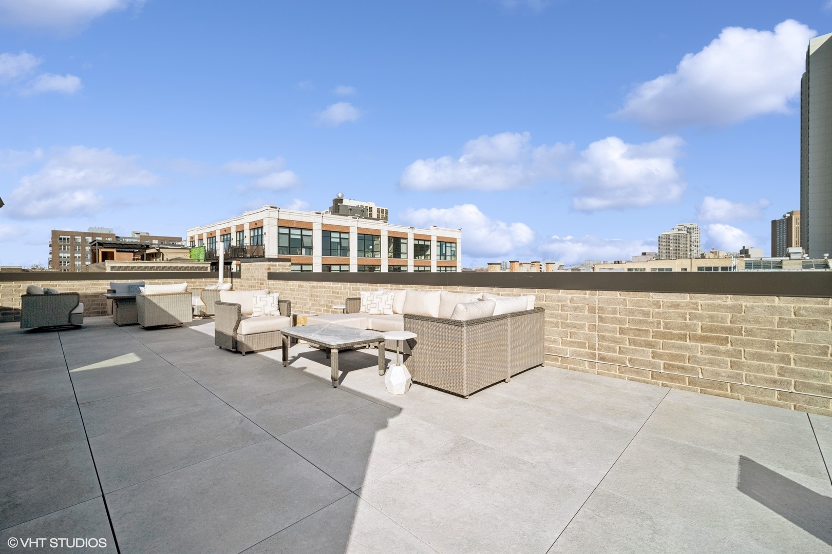 1543 N Wieland Street #PH-N, Chicago, IL 60610