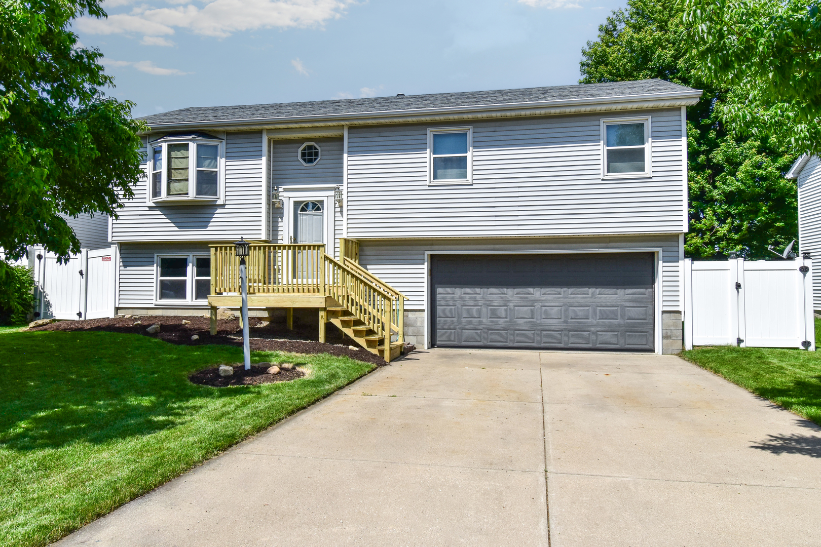 1403 N Motorola Drive, Pontiac, IL 61764