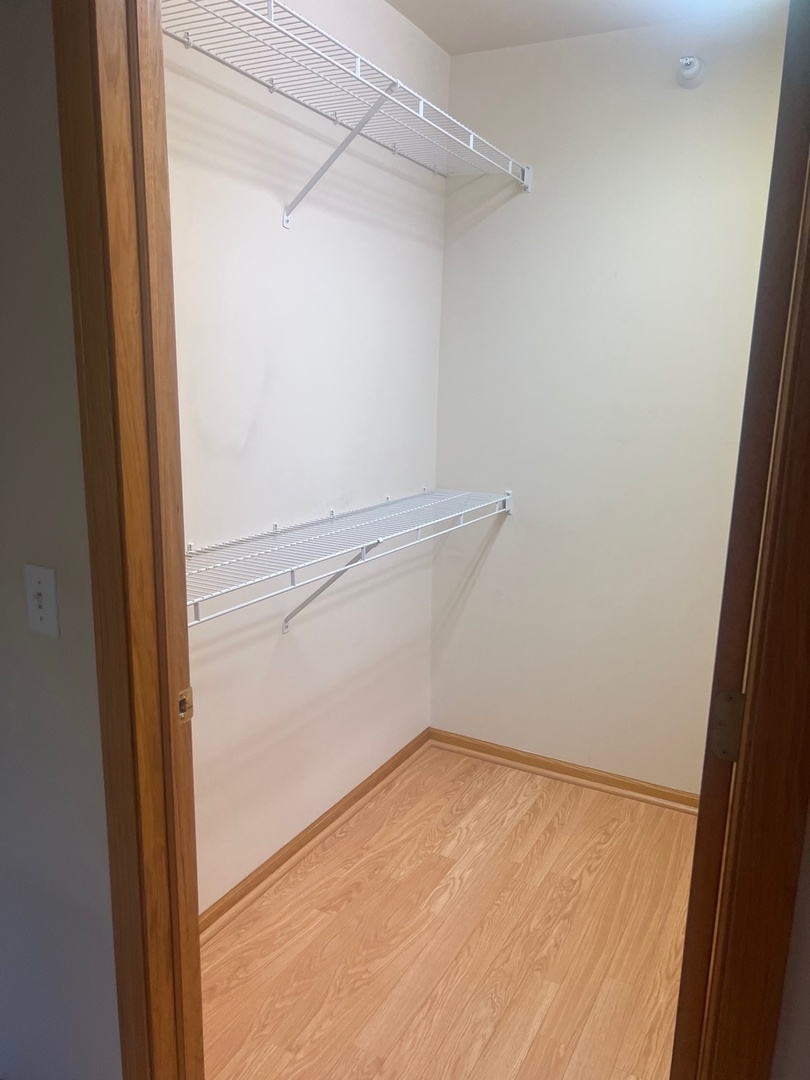 460 S NORTHWEST Highway #409, Park Ridge, IL 60068