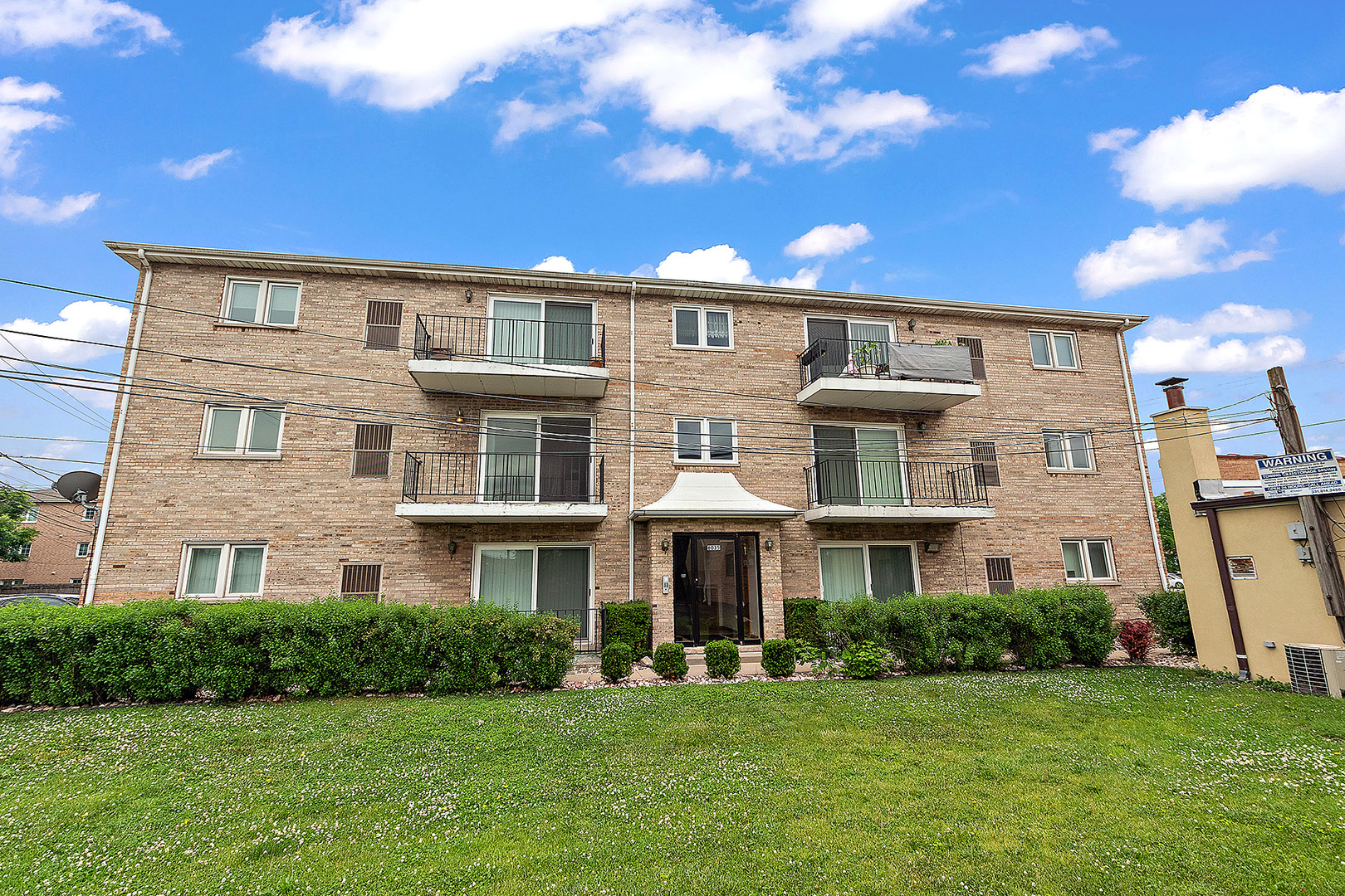 6035 S Archer Avenue #2S, Chicago, IL 60638