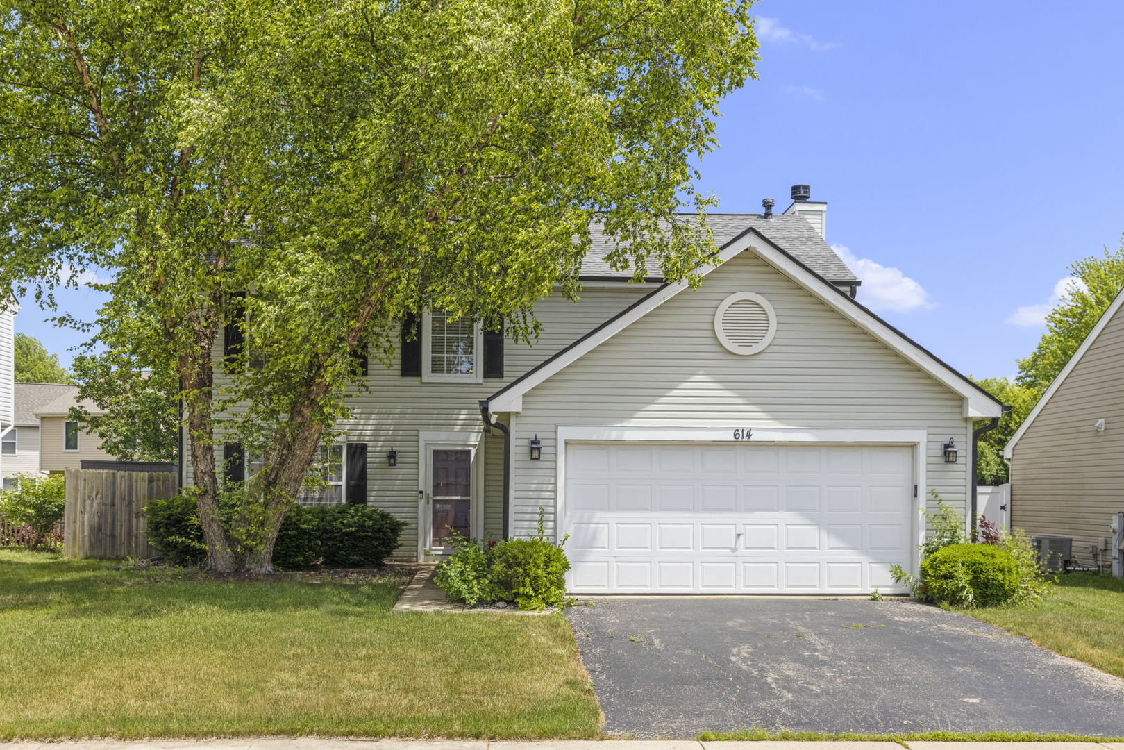 614 Spicebush Lane, Aurora, IL 60504