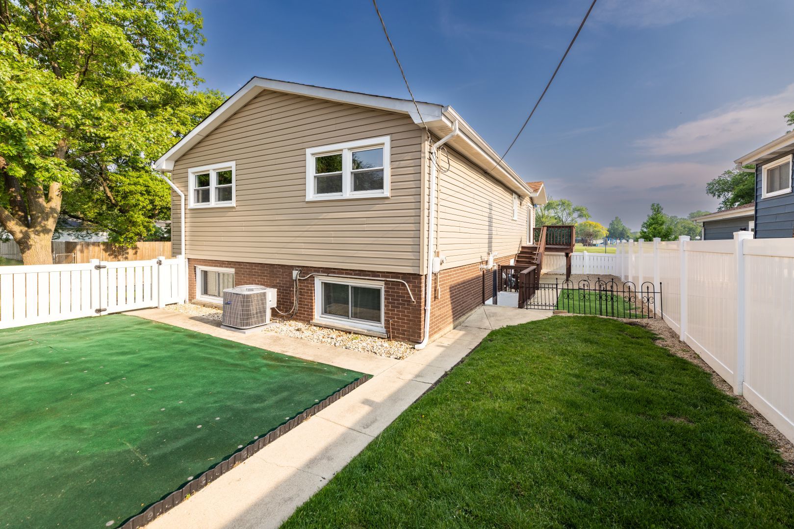 500 N Westwood Avenue, Lombard, IL 60148