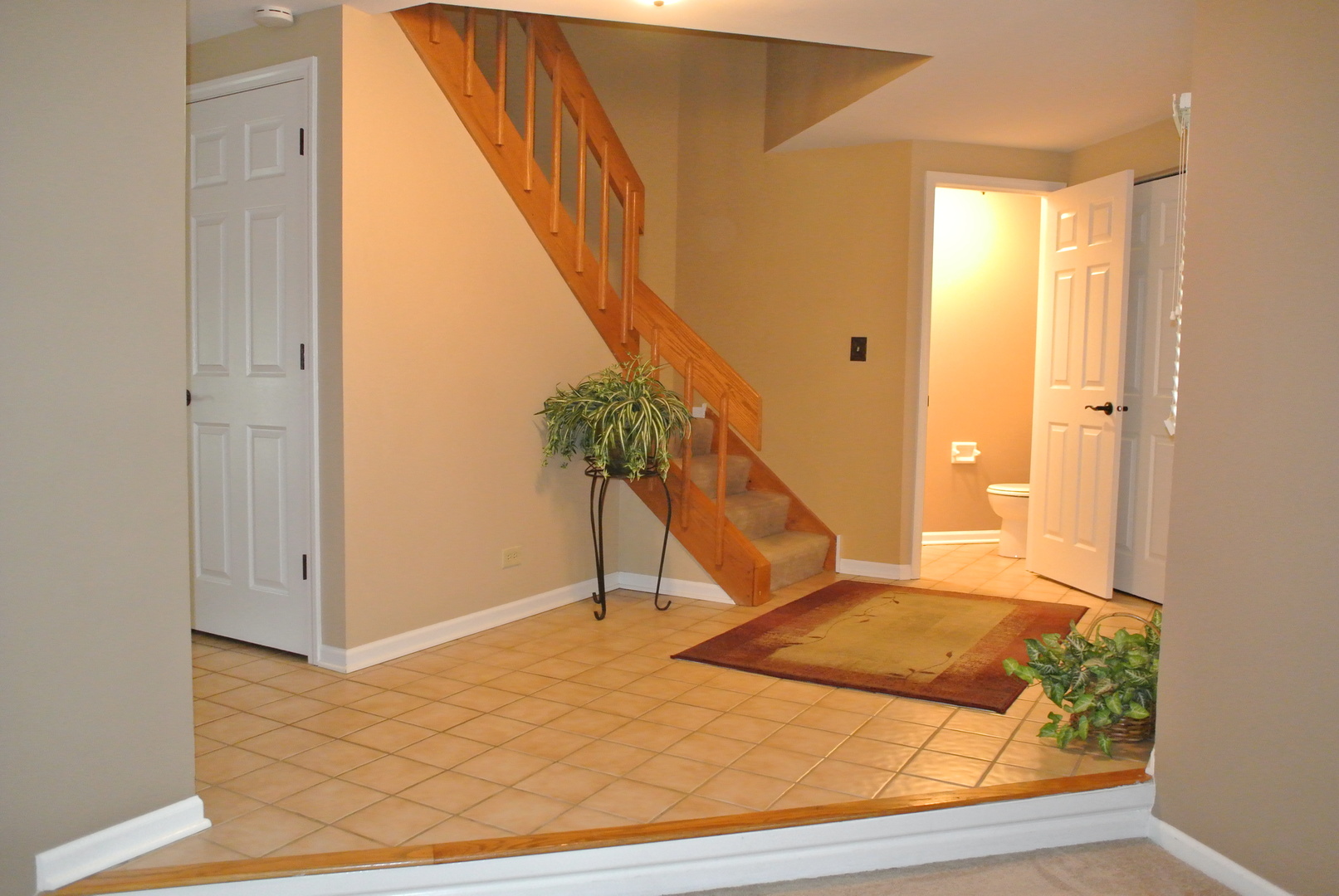 129 Barton Circle, Schaumburg, IL 60194